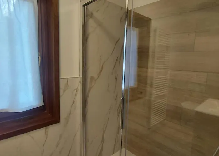 Larice&ribes 아파트 산비토디카도레